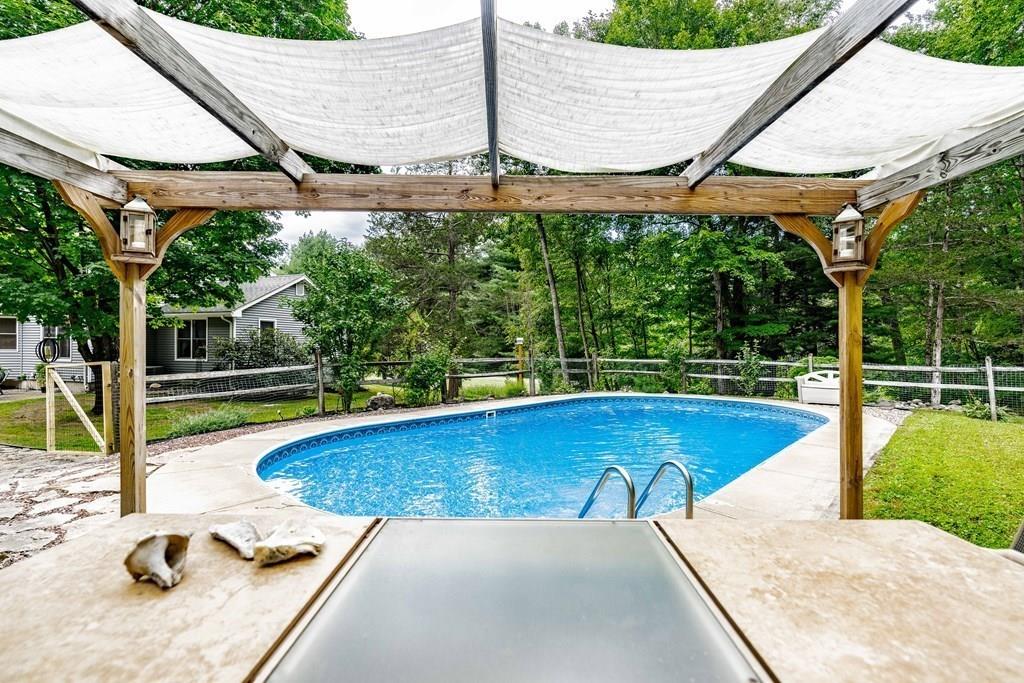 100 South Loomis Street Southwick, MA 01077 - Photo 27 of 34