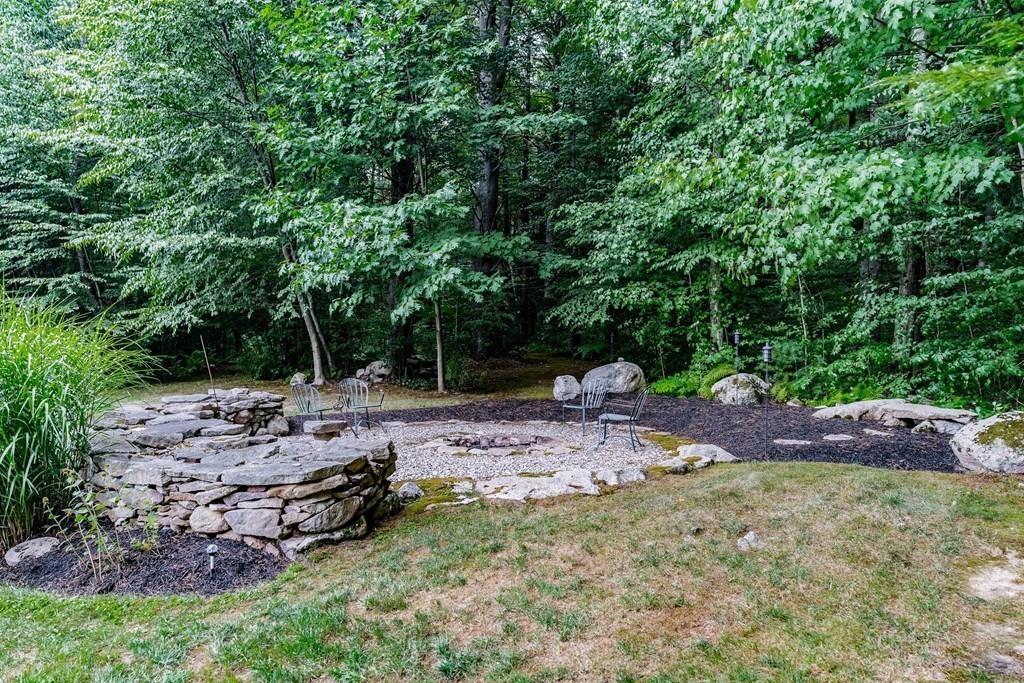 100 South Loomis Street Southwick, MA 01077 - Photo 28 of 34
