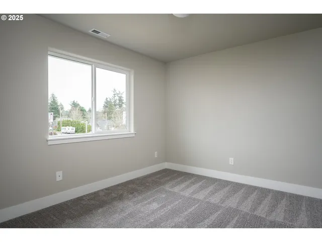 $355,000 | 12086 Southeast Harold Street, Portland, OR 97266