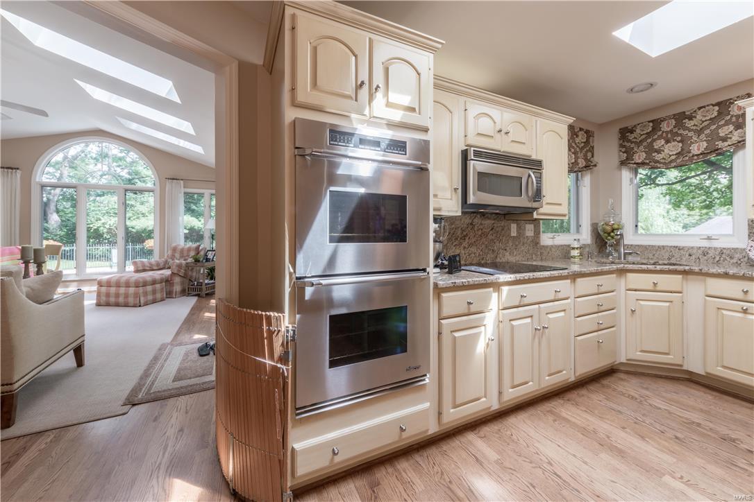 1816 Camberly Road St. Louis, MO 63131 - Photo 38 of 42 Gallery Image 38