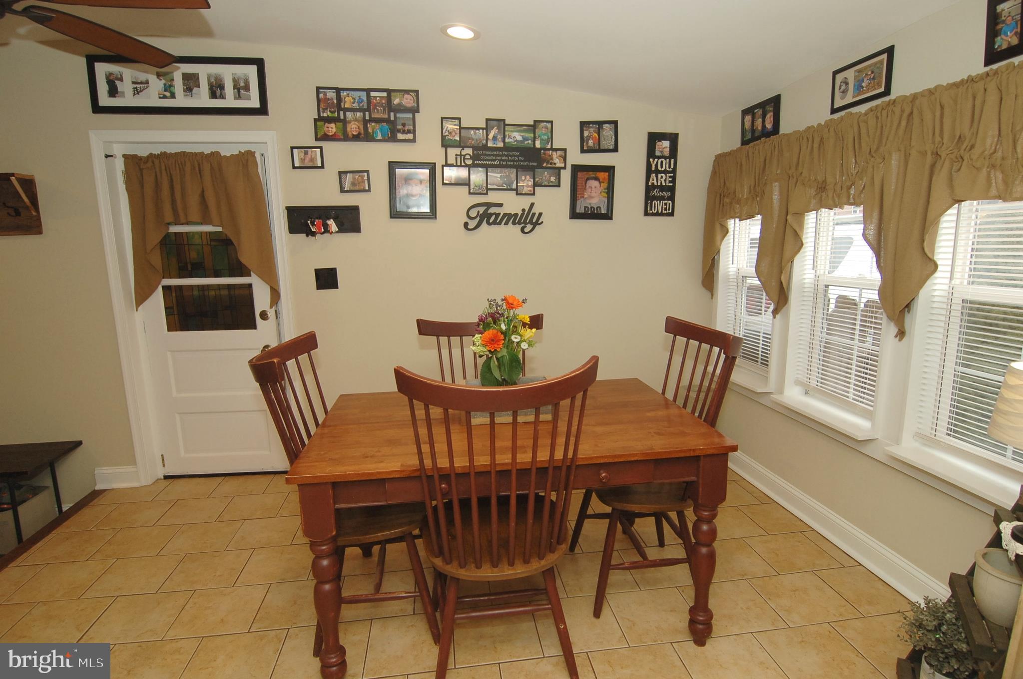 866 Buchert Road Pottstown, PA 19464 - Photo 8 of 38 Gallery Image 8