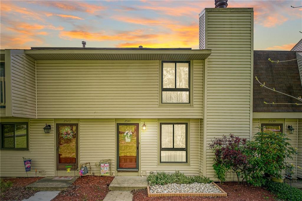 2541 Hunting Ridge Trail Bridgeville, PA 15017 - Photo 1 of 25 Gallery Image 1