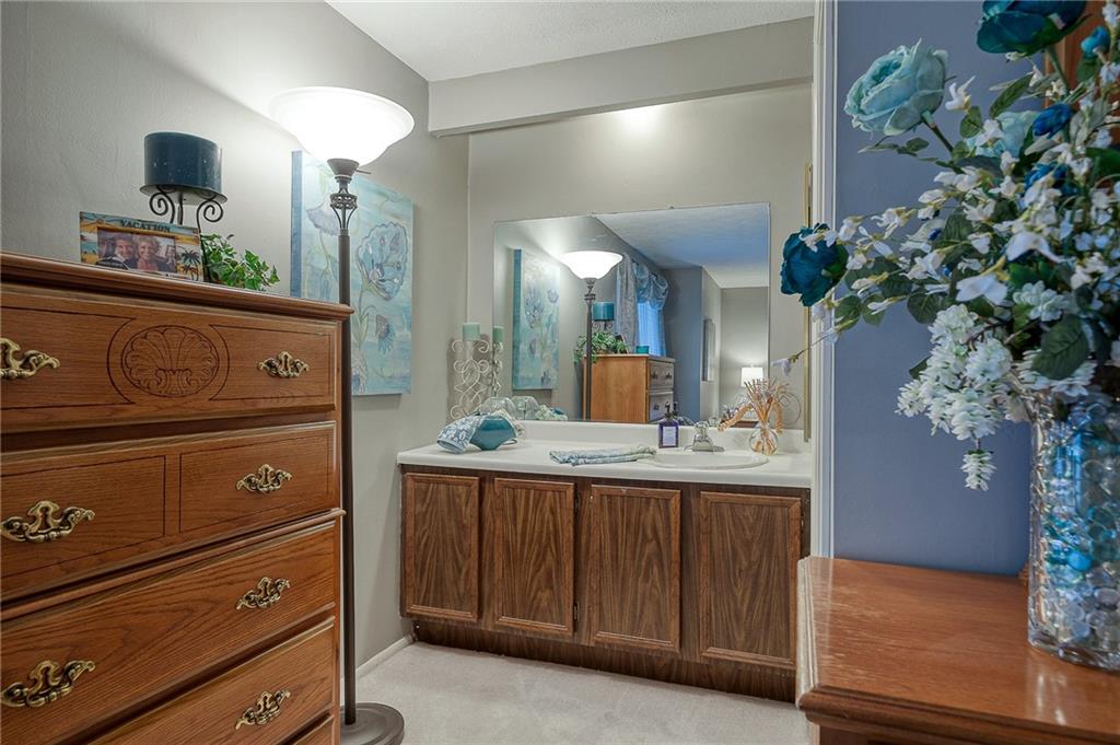 2541 Hunting Ridge Trail Bridgeville, PA 15017 - Photo 15 of 25 Gallery Image 15