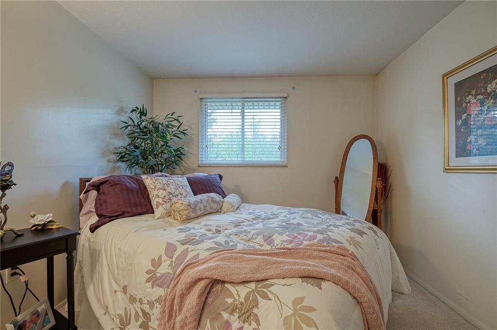2541 Hunting Ridge Trail Bridgeville, PA 15017 - Photo 17 of 25 Gallery Image 17