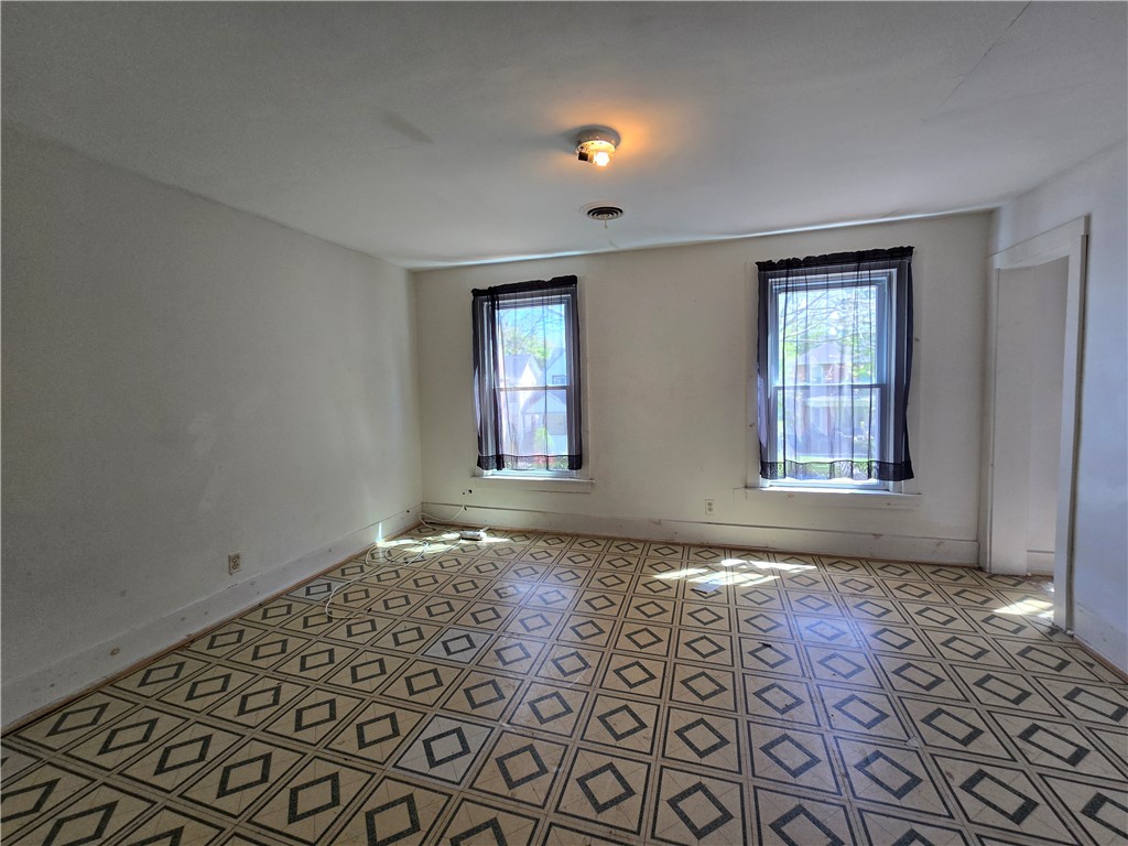 58 Champlain Street Rochester, NY 14608 - Photo 5 of 41