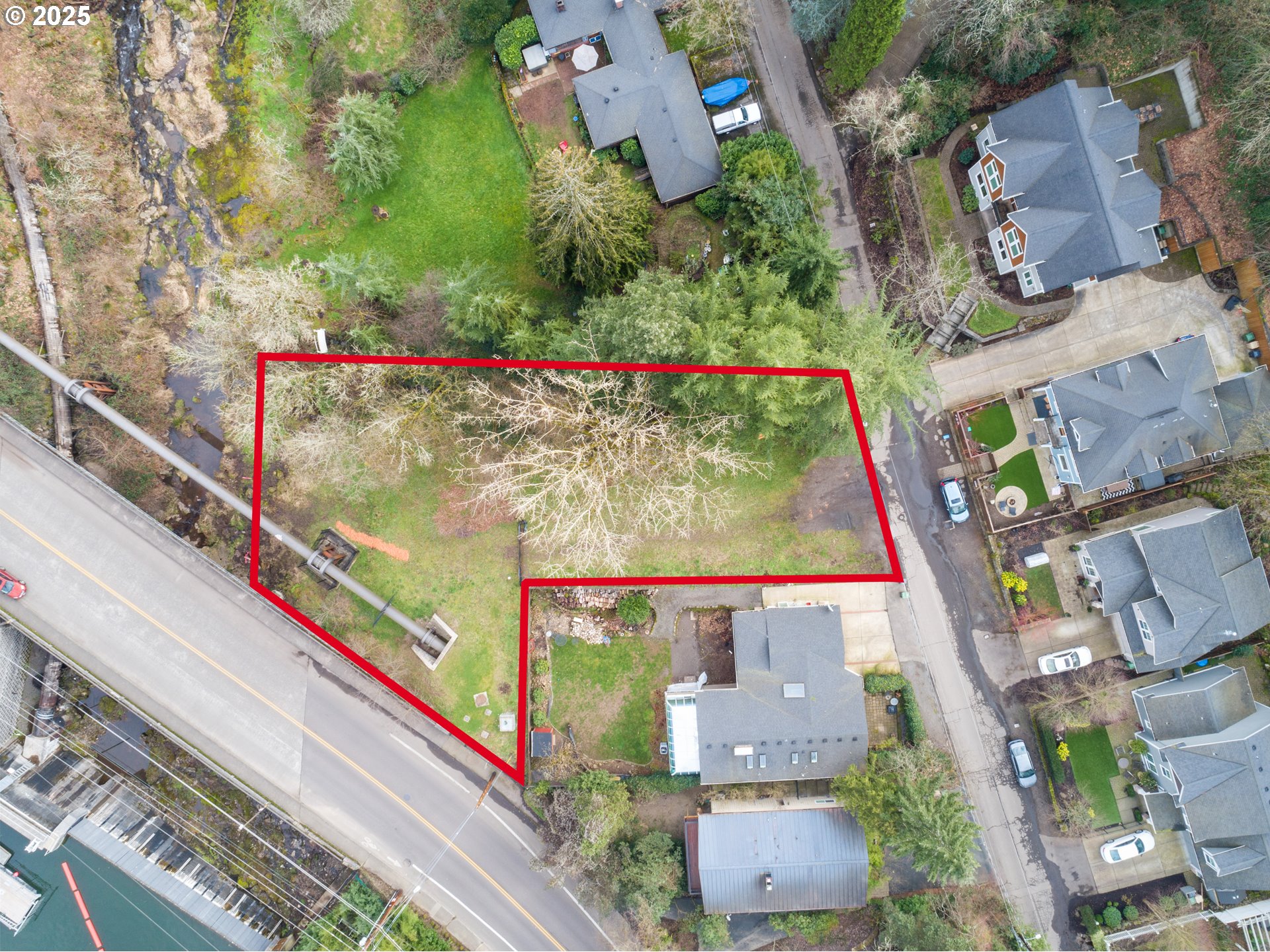 719 Maple Street Lake Oswego, OR 97034 - Photo 2 of 37