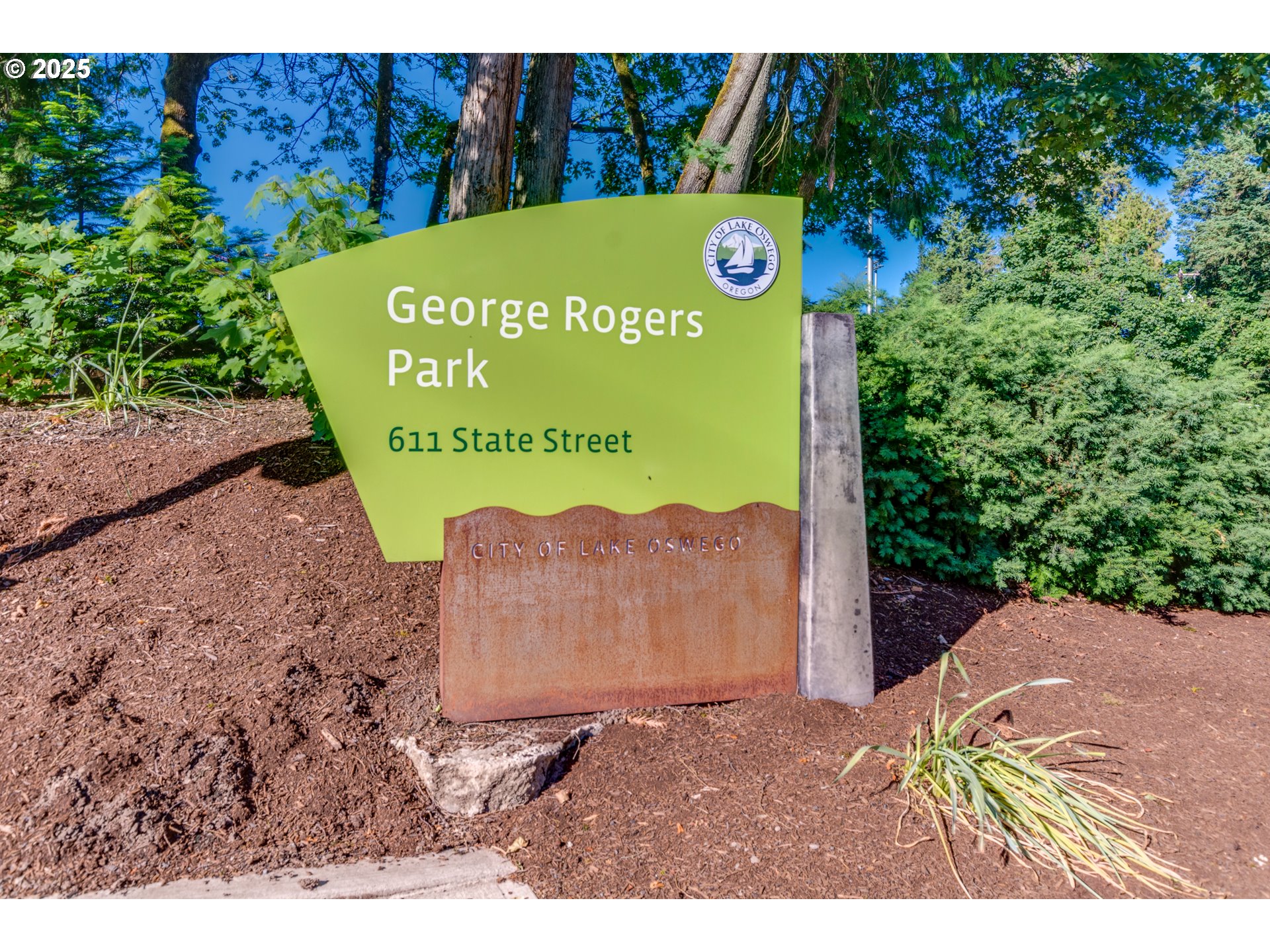 719 Maple Street Lake Oswego, OR 97034 - Photo 26 of 37