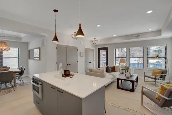 $3,395 | 3628 Colfax Avenue South, Minneapolis, MN 55409