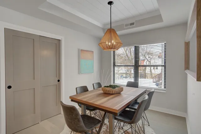 $3,395 | 3628 Colfax Avenue South, Minneapolis, MN 55409