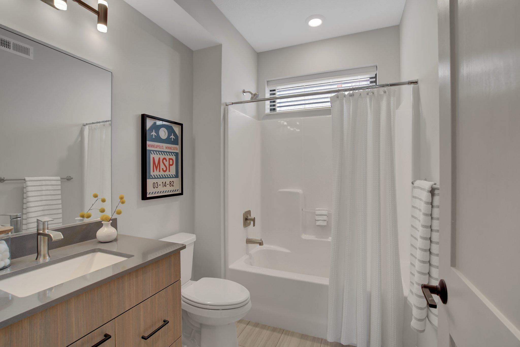 3628 Colfax Avenue South Minneapolis, MN 55409 - Photo 17 of 38