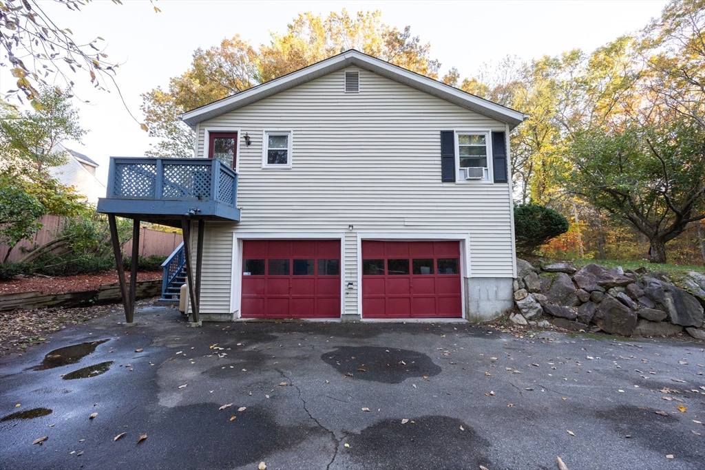 11 Edgeworth Street Billerica, MA 01821 - Photo 37 of 40 a front view of a house with yard