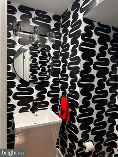 $790,000 | 117 Federal Street, Philadelphia, PA 19147