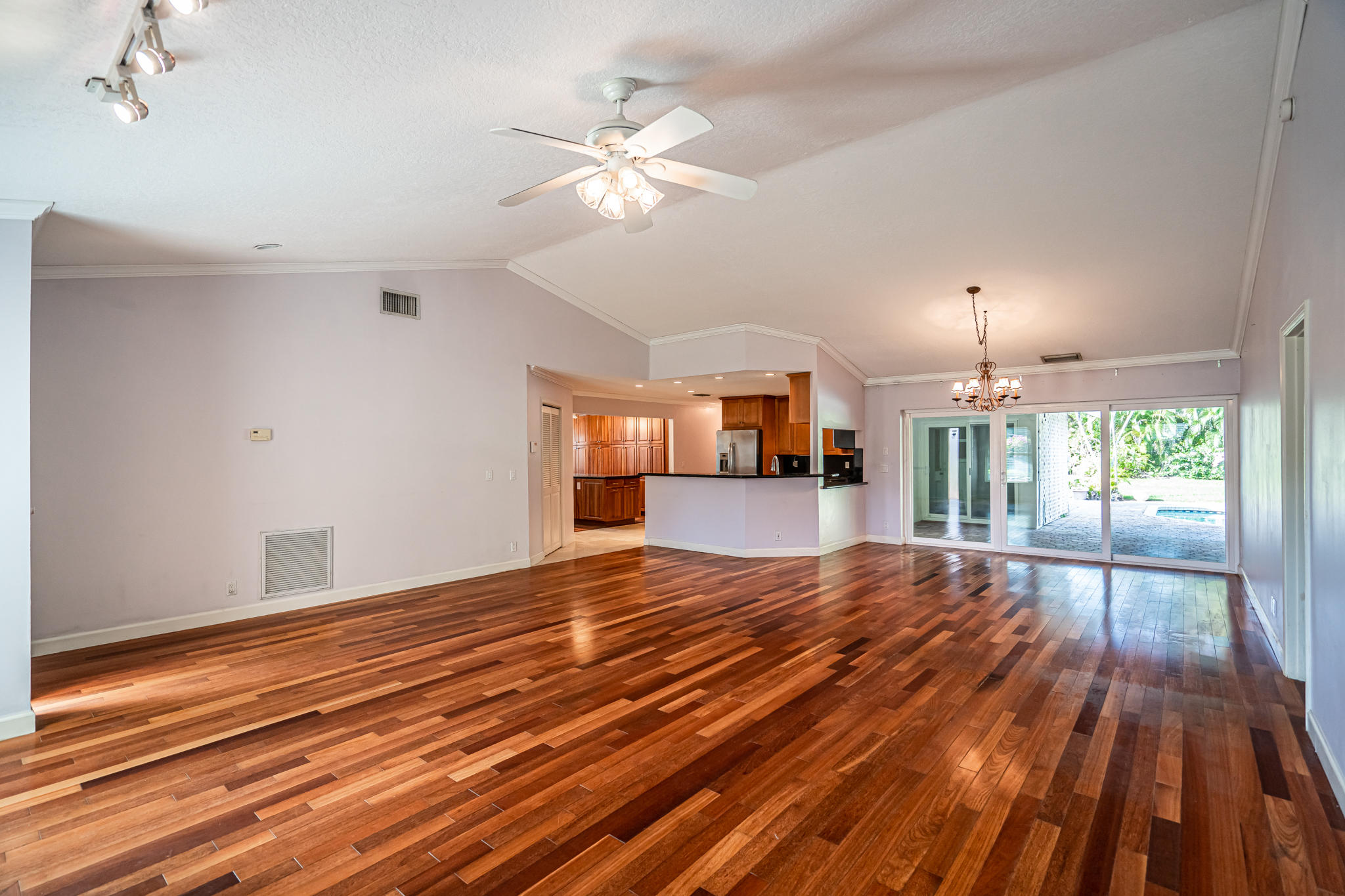 1375 Northwest 16th Street Boca Raton, FL 33486 - Photo 3 of 25 DSC05281