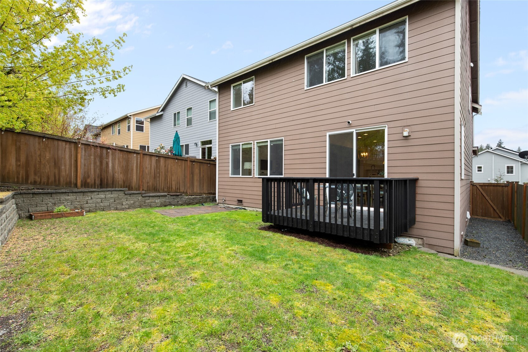 4131 228th Place South East Bothell, WA 98021 - Photo 34 of 37