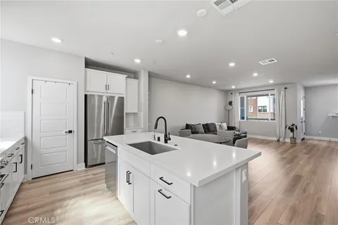 $950,000 | 1457 West Longview Lane, San Pedro, CA 90732
