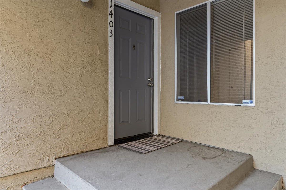 1403 Forest Run Hercules, CA 94547 - Photo 18 of 26 a view of wooden floor