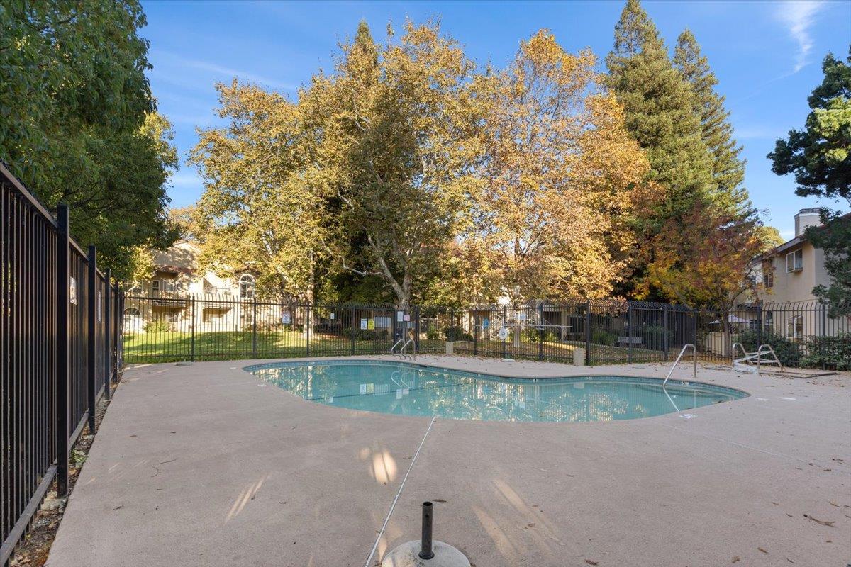 1403 Forest Run Hercules, CA 94547 - Photo 21 of 26 a view of a street with a yard and trees