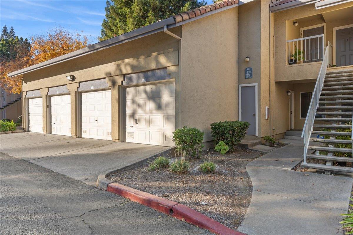 1403 Forest Run Hercules, CA 94547 - Photo 23 of 26 a view of a house with a yard