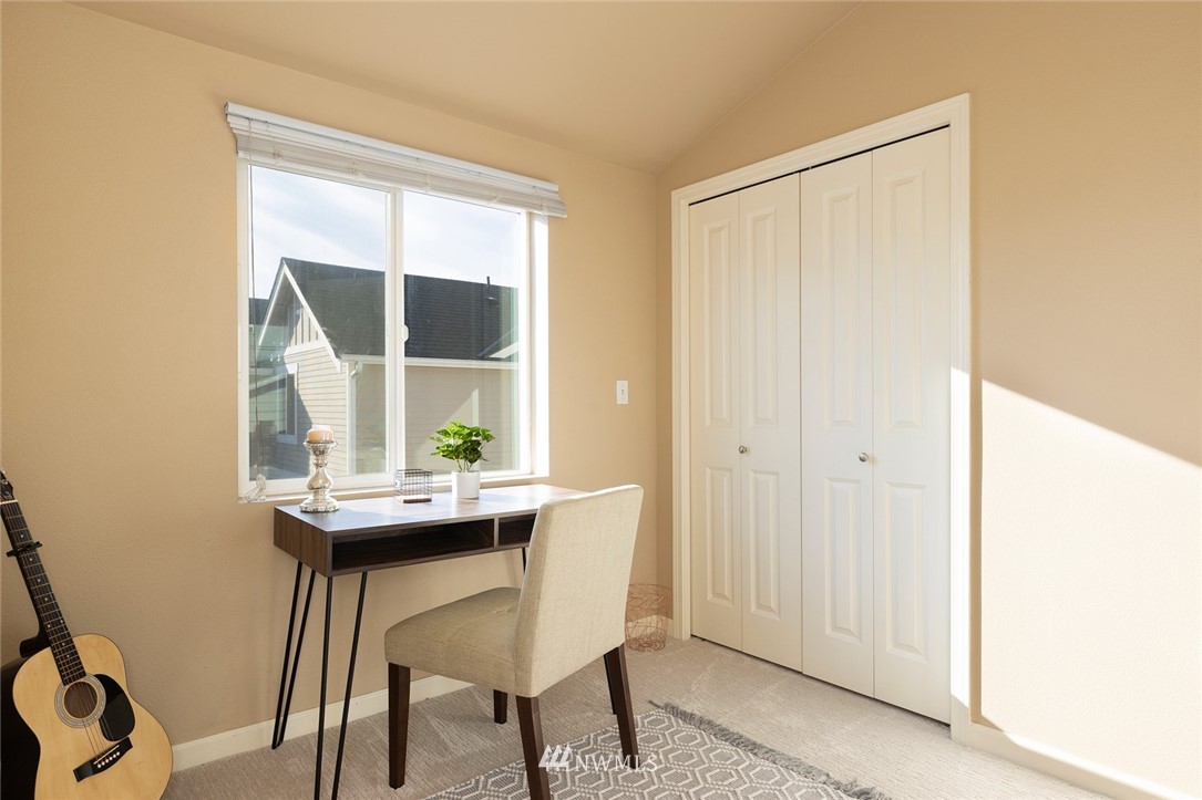 10138 Holman Road Northwest, Unit A Seattle, WA 98133 - Photo 8 of 19
