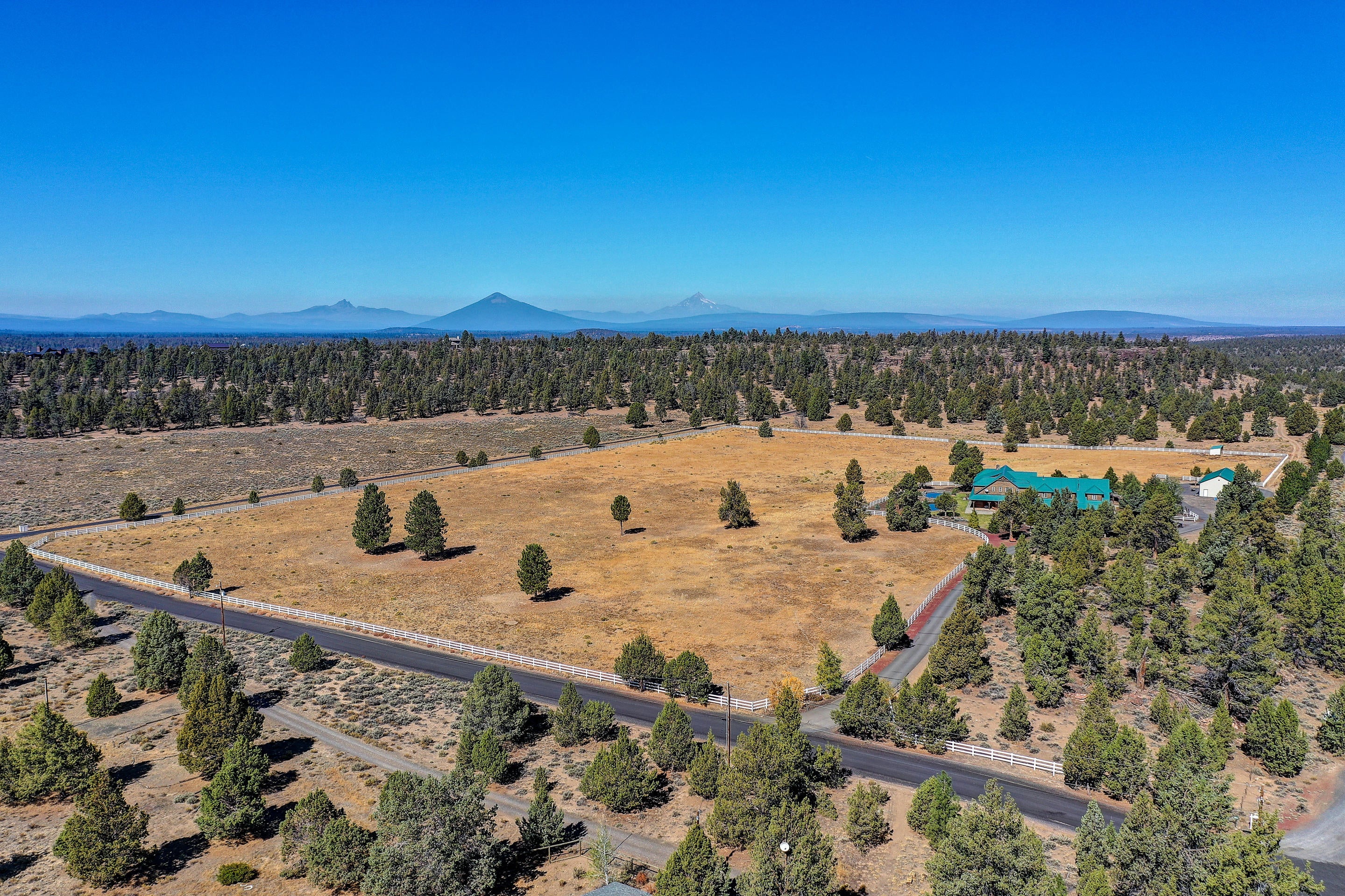 18540 Plainview Road Bend, OR 97703 - Photo 38 of 39 18540 Plainview Road MLS-94