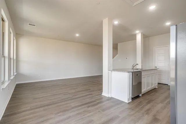 $349,990 | 1542 Homeplace Circle, Mansfield, TX 76063