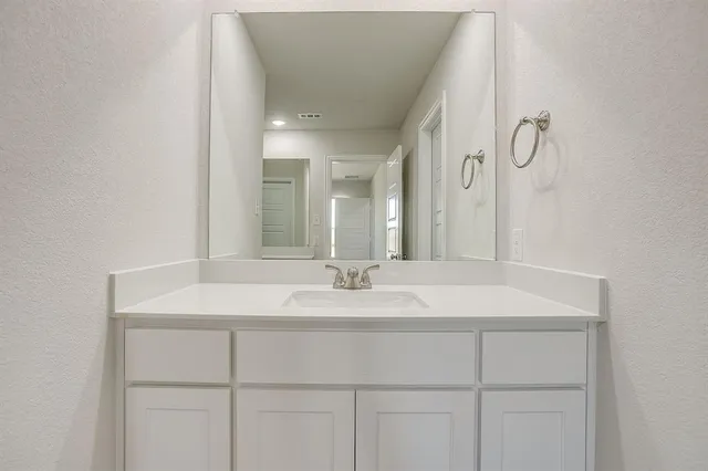 $349,990 | 1542 Homeplace Circle, Mansfield, TX 76063