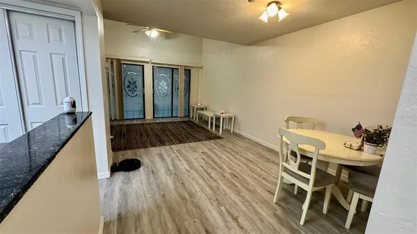 $1,400 | 7200 Southwest 8th Avenue, Unit Q108, Gainesville, FL 32607