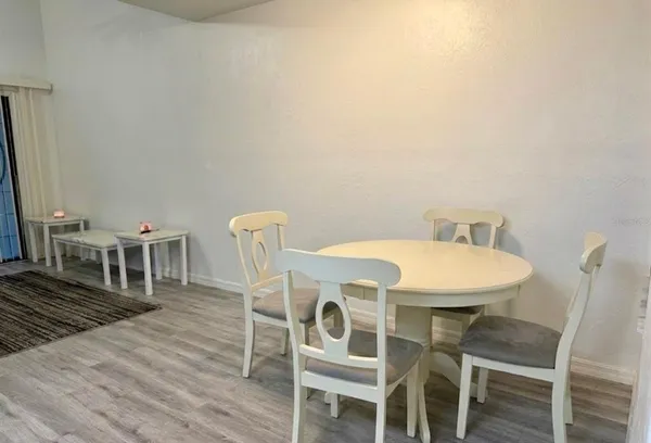 $1,400 | 7200 Southwest 8th Avenue, Unit Q108, Gainesville, FL 32607