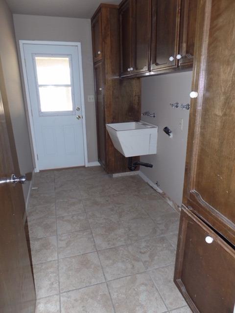 16824 Karen Road Madera, CA 93636 - Photo 12 of 24 Gallery Image 12