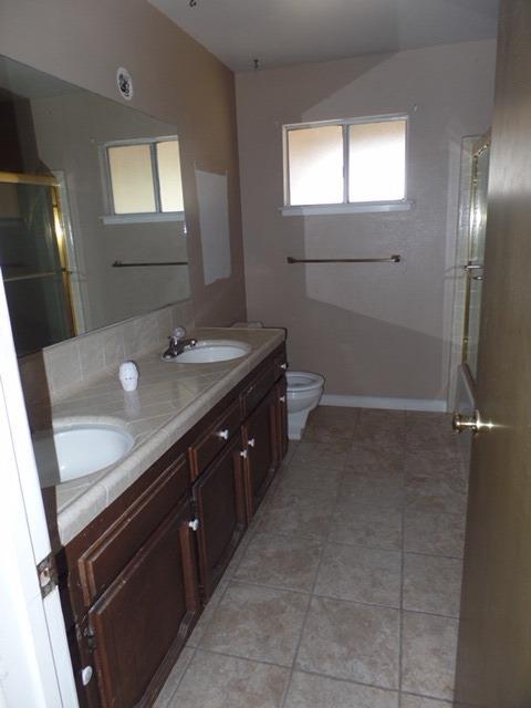 16824 Karen Road Madera, CA 93636 - Photo 13 of 24 Gallery Image 13