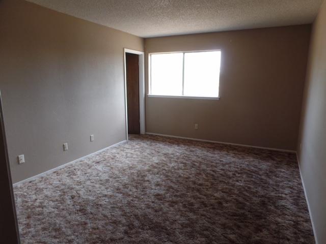 16824 Karen Road Madera, CA 93636 - Photo 16 of 24 Gallery Image 16