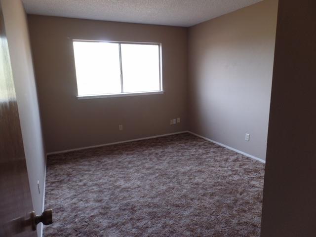 16824 Karen Road Madera, CA 93636 - Photo 17 of 24 Gallery Image 17