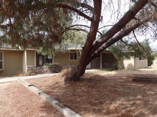 16824 Karen Road Madera, CA 93636 - Photo 4 of 24 Gallery Image 4