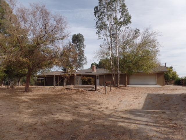 16824 Karen Road Madera, CA 93636 - Photo 6 of 24 Gallery Image 6