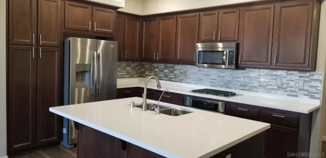 $500 | 2236 Antonio Drive, Unit 20, Chula Vista, CA 91915