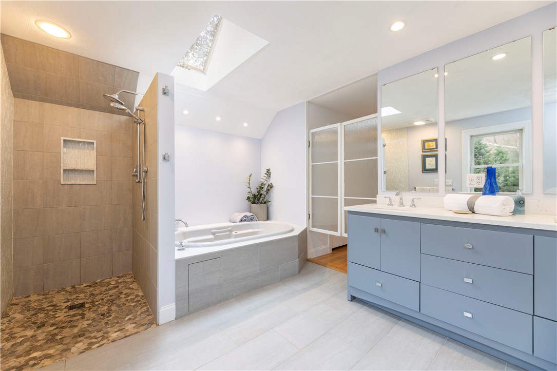 71 Corey Road South Kingstown, RI 02879 - Photo 27 of 50