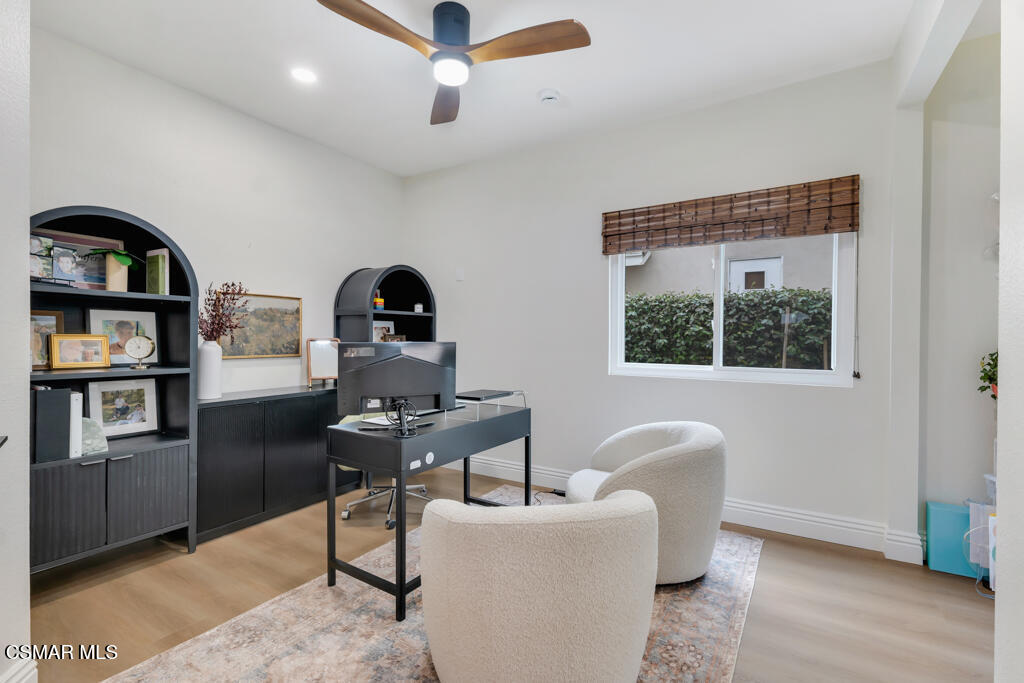 12208 Cherry Grove Street Moorpark, CA 93021 - Photo 26 of 85 12208 Cherry Grove St-HsHProd-36