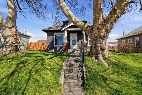 $219,000 | 707 East Kiernan Avenue, Spokane, WA 99207