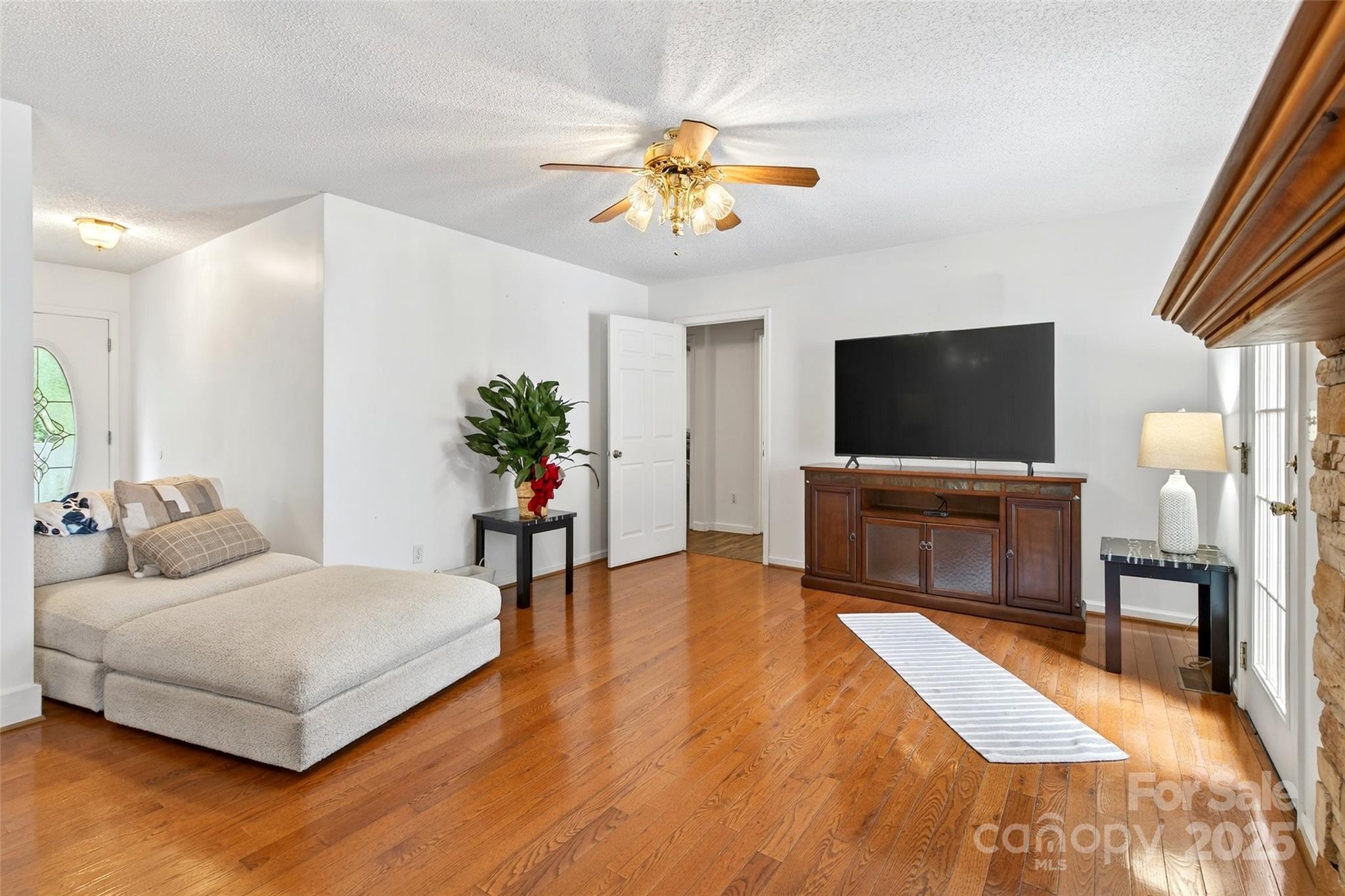210 Marterdan Ridge Marion, NC 28752 - Photo 16 of 48 Gallery Image 16