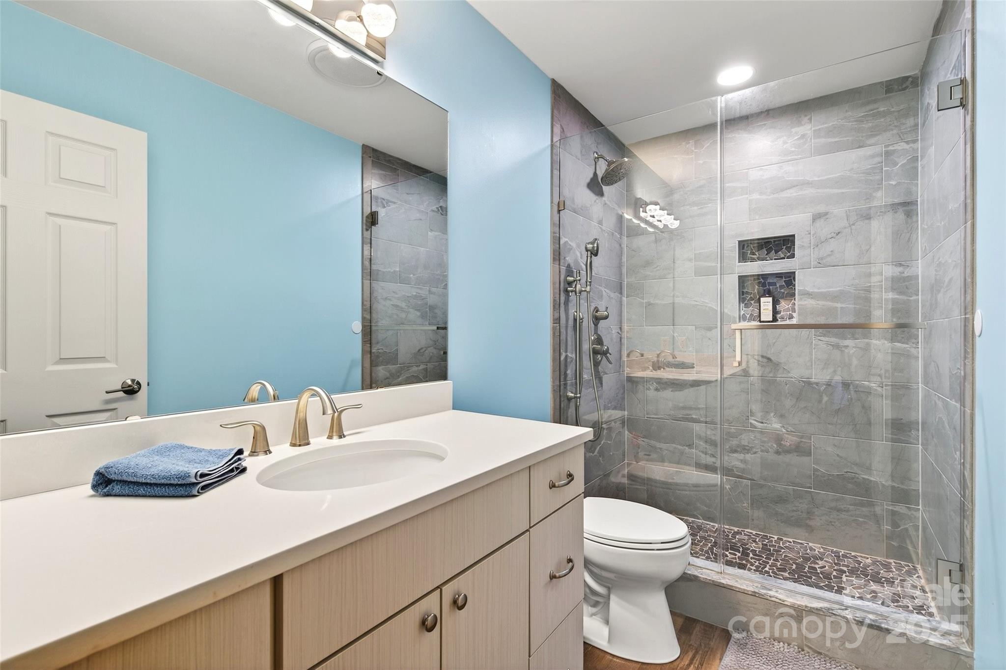 210 Marterdan Ridge Marion, NC 28752 - Photo 24 of 48 Gallery Image 24
