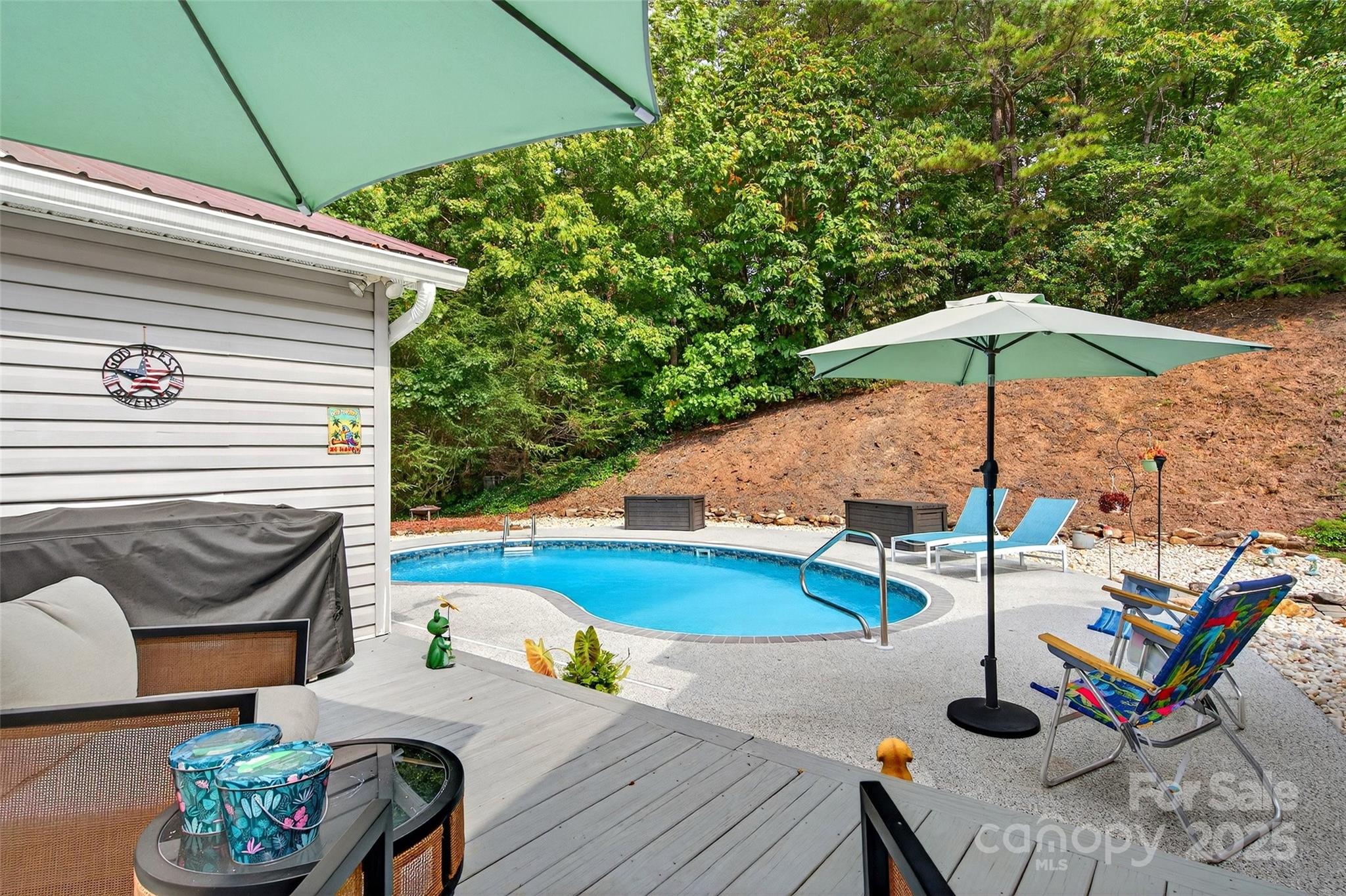 210 Marterdan Ridge Marion, NC 28752 - Photo 35 of 48 Gallery Image 35