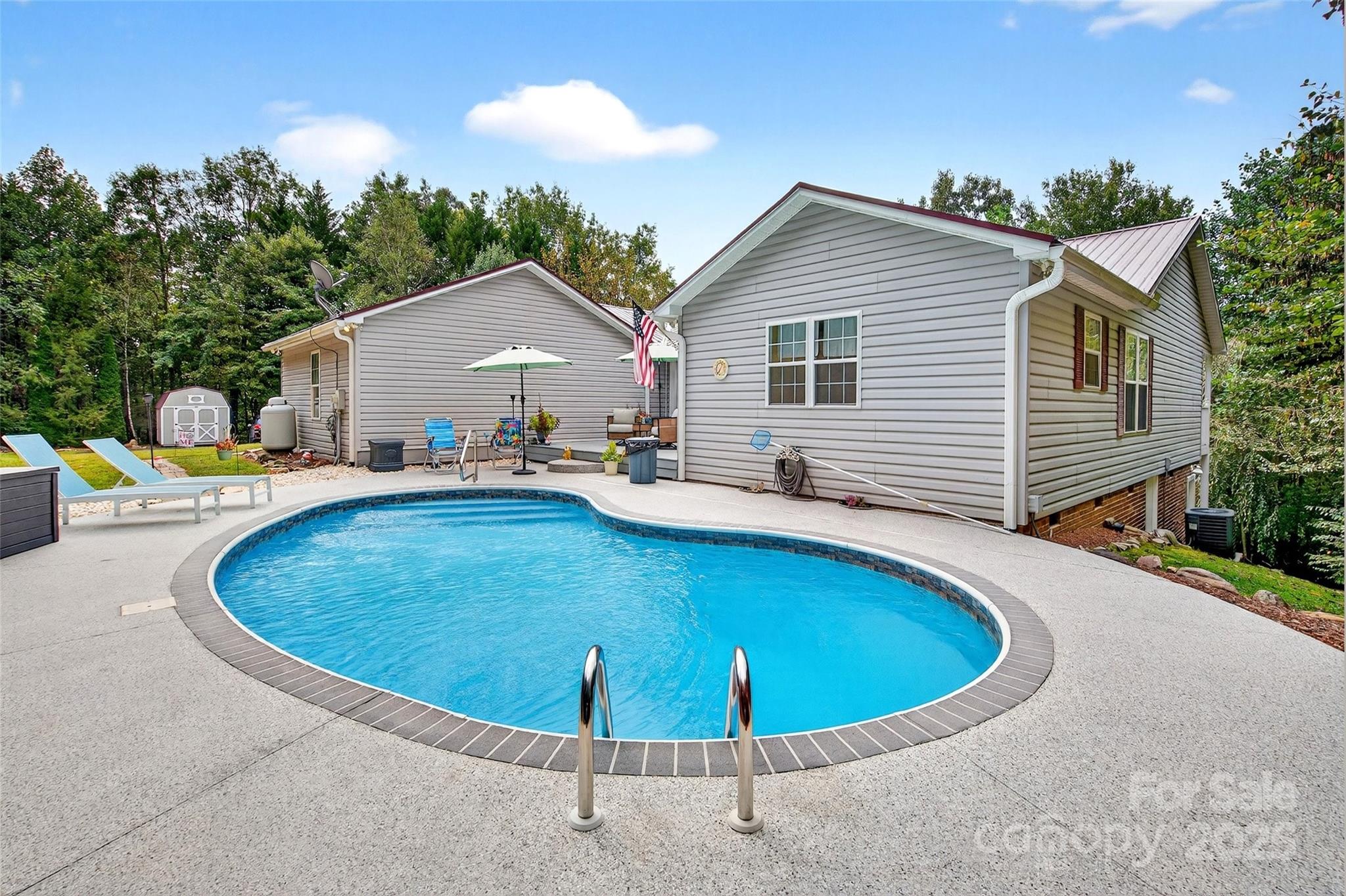 210 Marterdan Ridge Marion, NC 28752 - Photo 38 of 48 Gallery Image 38