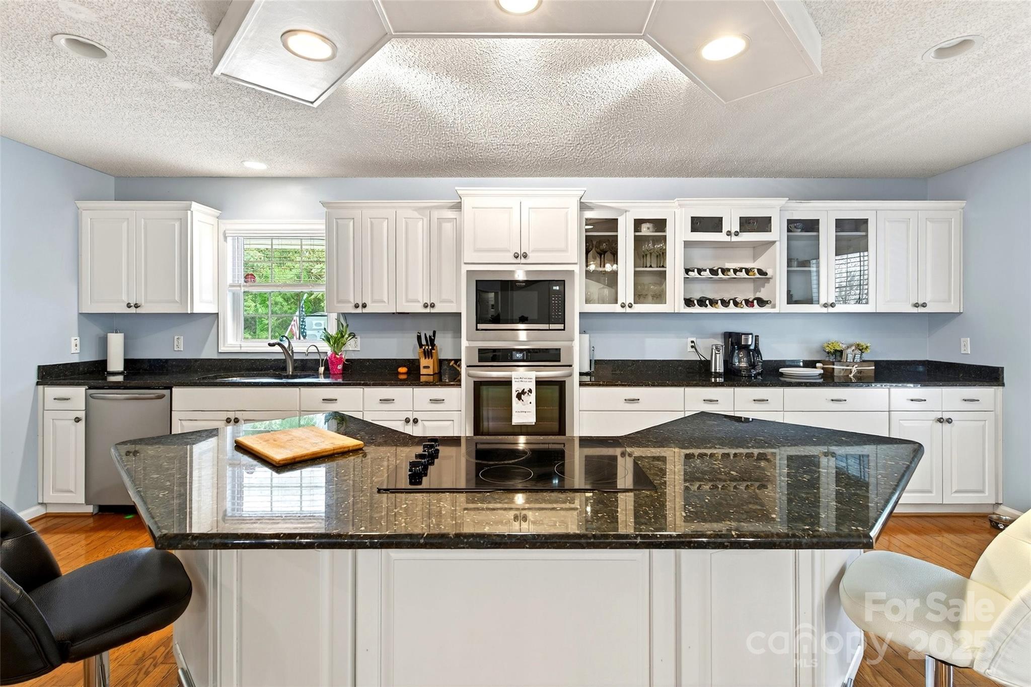 210 Marterdan Ridge Marion, NC 28752 - Photo 9 of 48 Gallery Image 9