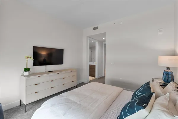 $15,000 | 301 1st Street South, Unit 1103, St. Petersburg, FL 33701