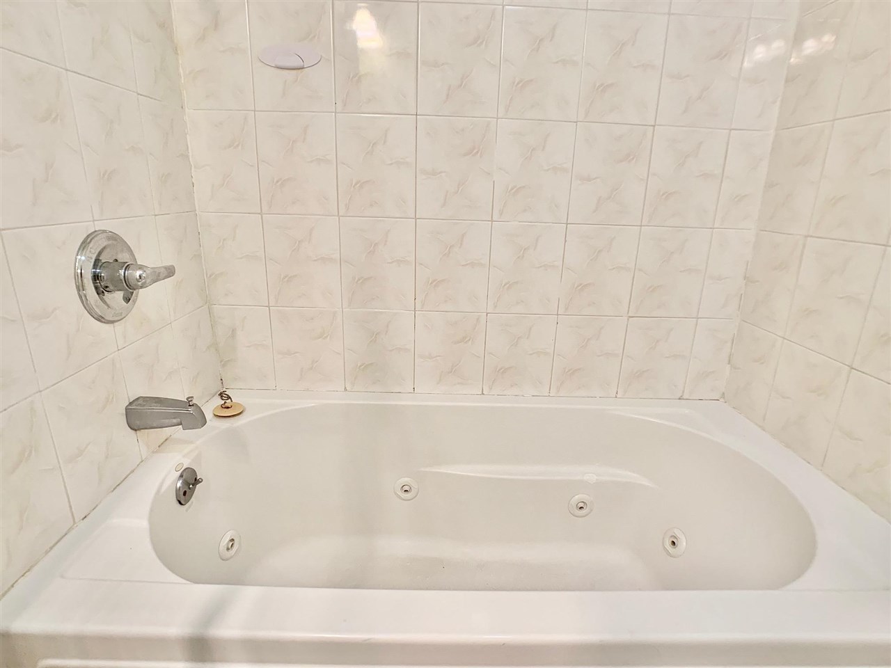 3481 John F. Kennedy Boulevard, Unit 1A Jersey City, NJ 07307 - Photo 18 of 21