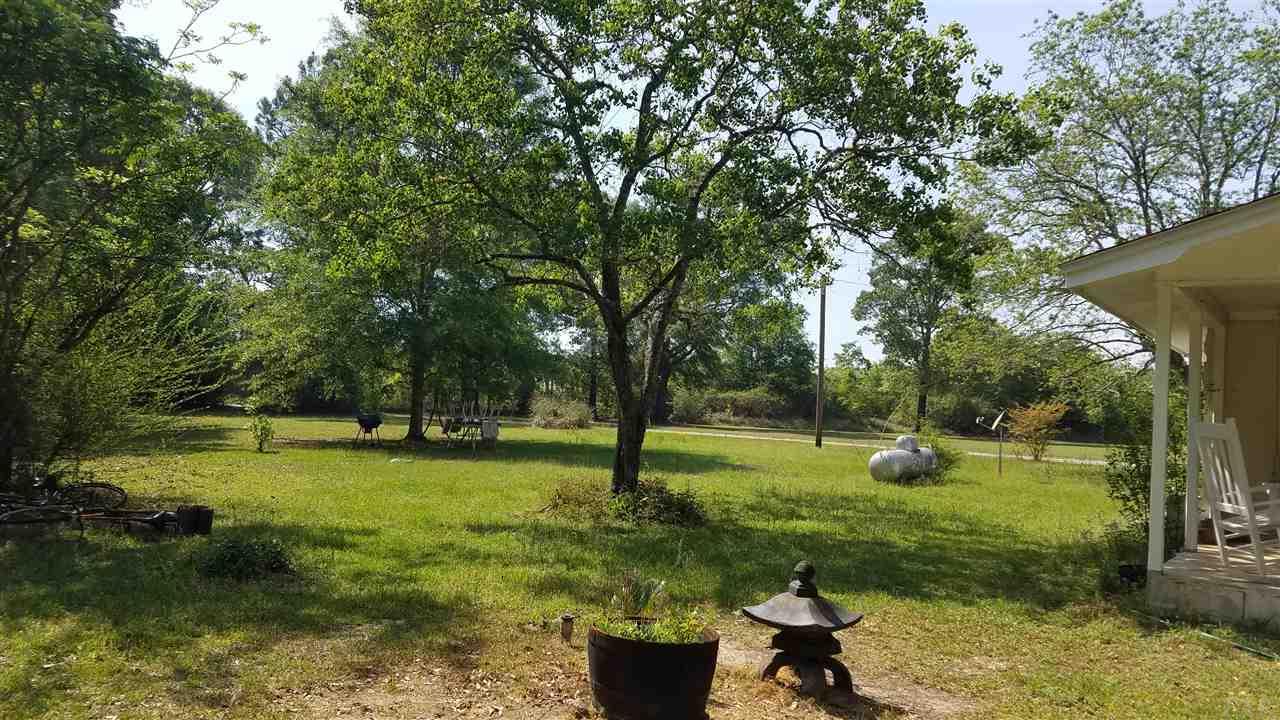 1012 Fleming Bridge Road Milton, FL 32570 - Photo 5 of 21 Gallery Image 5
