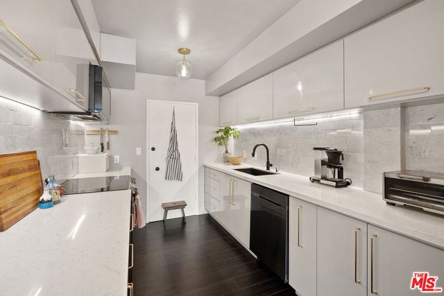 $799,000 | 7309 Franklin Avenue, Unit 405, Los Angeles, CA 90046