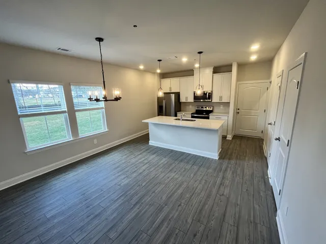 $2,299 | 204 Douglas Bend Road, Unit 506, Gallatin, TN 37066