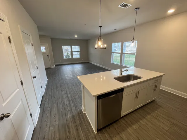 $2,299 | 204 Douglas Bend Road, Unit 506, Gallatin, TN 37066