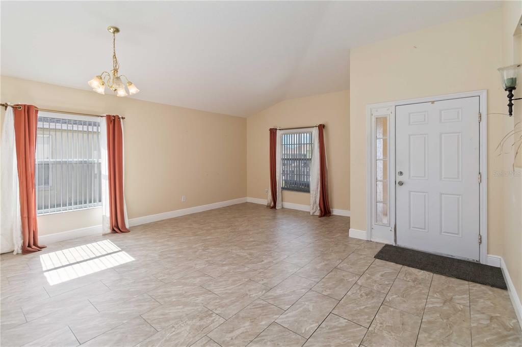 2327 Andrews Valley Drive Kissimmee, FL 34758 - Photo 7 of 35